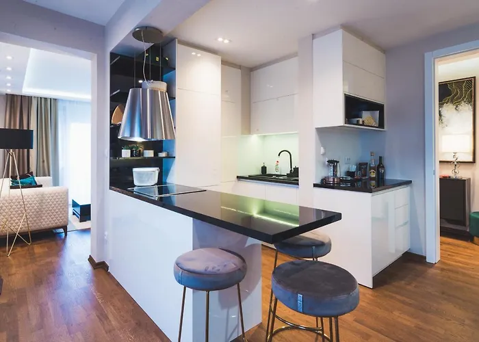 Majestic Apartment